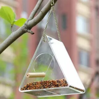 Открытая кормушка для птиц