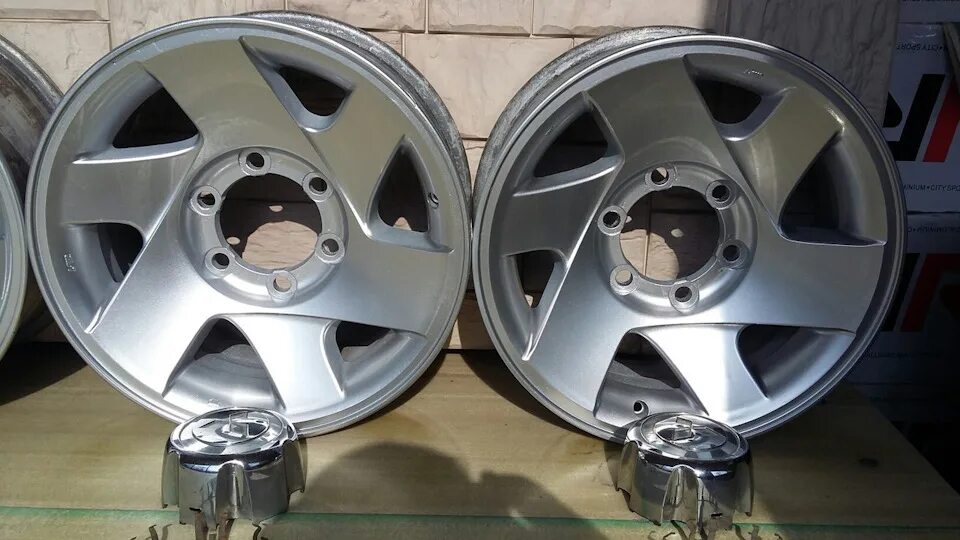 Диски mmc. Mitsubishi pajero sport 1 диски. диски mitsubishi pajero r16. диски литые r16 mitsubishi pajero. диски r16 на мицубиси паджеро спорт 1.