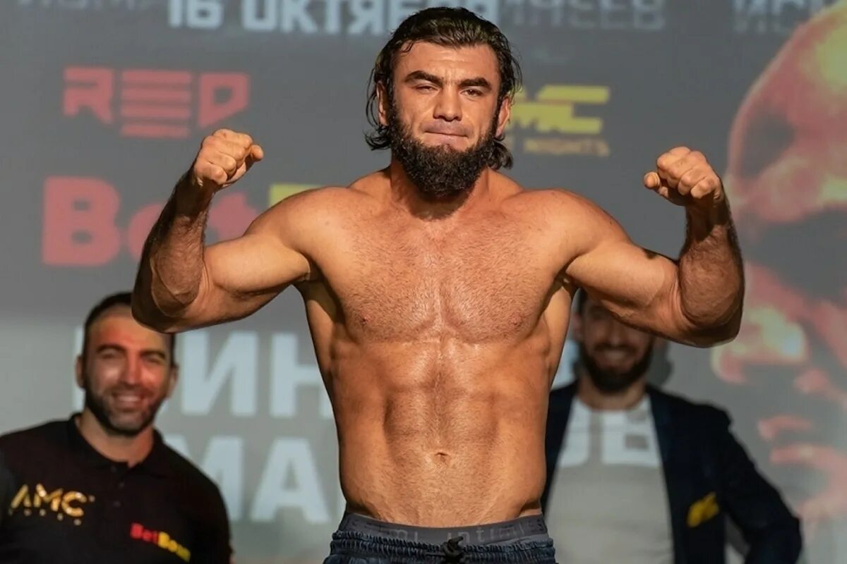 юсуп сулейманов. юсуп зубайраев боец мма. сулейманов юсуп боец мма отчество. юсуп сулейманов поэт. юсуп сулейманов.