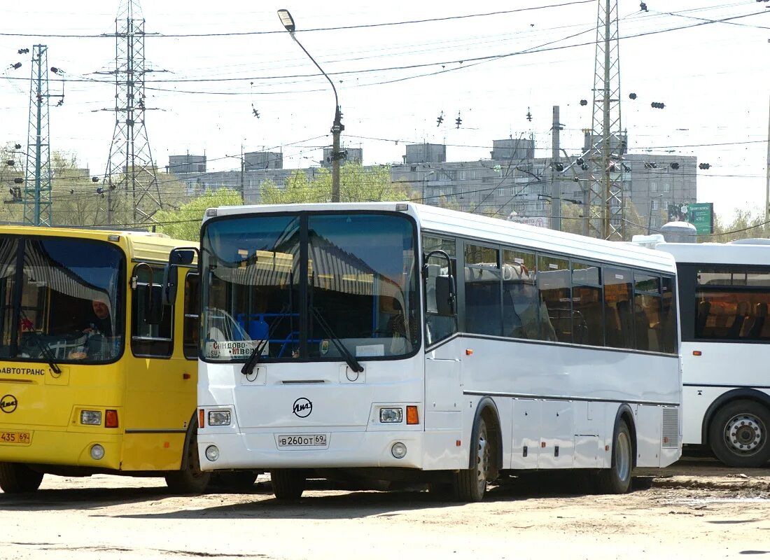 Автобус ЛИАЗ ГОЛАЗ 5256.34. ГОЛАЗ-5256.34 № ат899 52. Тверской автобус. Автобус Сандово Тверь. Тверь автобус 56