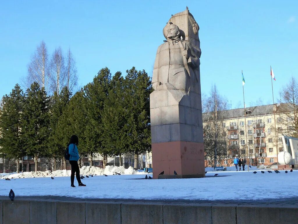Сыктывкар достопримечательности города. Памятники сыктывкара. обелиск сыктывкар эжва. памятник ленину в сыктывкаре. сыктывкар эжва памятник.