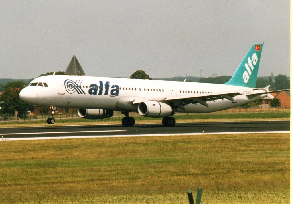 прицеп bms alpha e63 plus. альфа аир 450. найк аир с красной обводкой. Alpha air 450. Airalfa eza001.