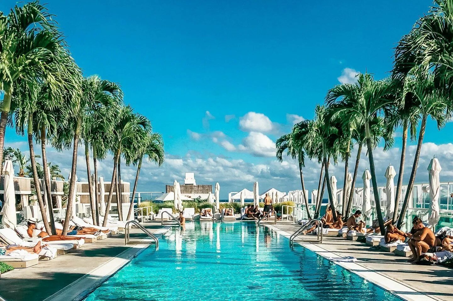Отдых май 2024 туры. Occidental costa cancun 4. Где отдохнуть в мае. Тур на барбадос. Канкун мексика пляж отель.