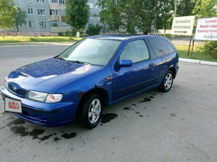 Ниссан альмера 1.6 купить. Nissan Almera n15 1998. Ниссан Альмера n15 хэтчбек. Almera n15 хэтчбек. Nissan Almera n15 хэтчбек.