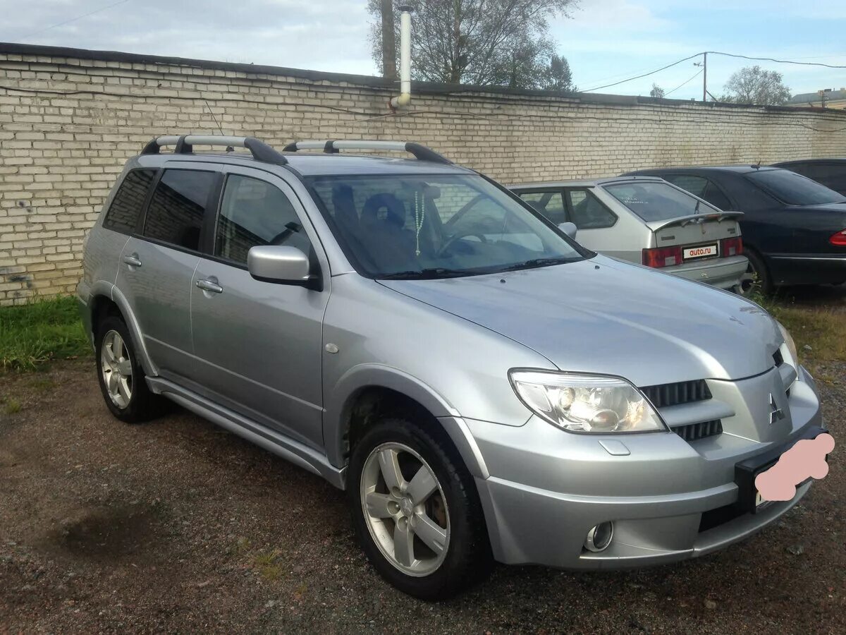 Mitsubishi outlander первое поколение. Mitsubishi Outlander 2007 серебристый. Mitsubishi Outlander 1. Аутлендер 1 поколения. Митсубиси Аутлендер 1 поколения.