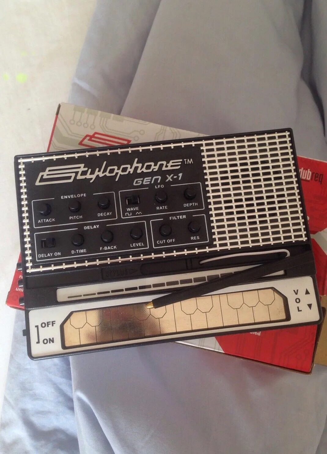 Стилофон Gen x-1. Stylophone за 2000. Stylophone музыкальный инструмент. Советский стилофон. Стилофон цена