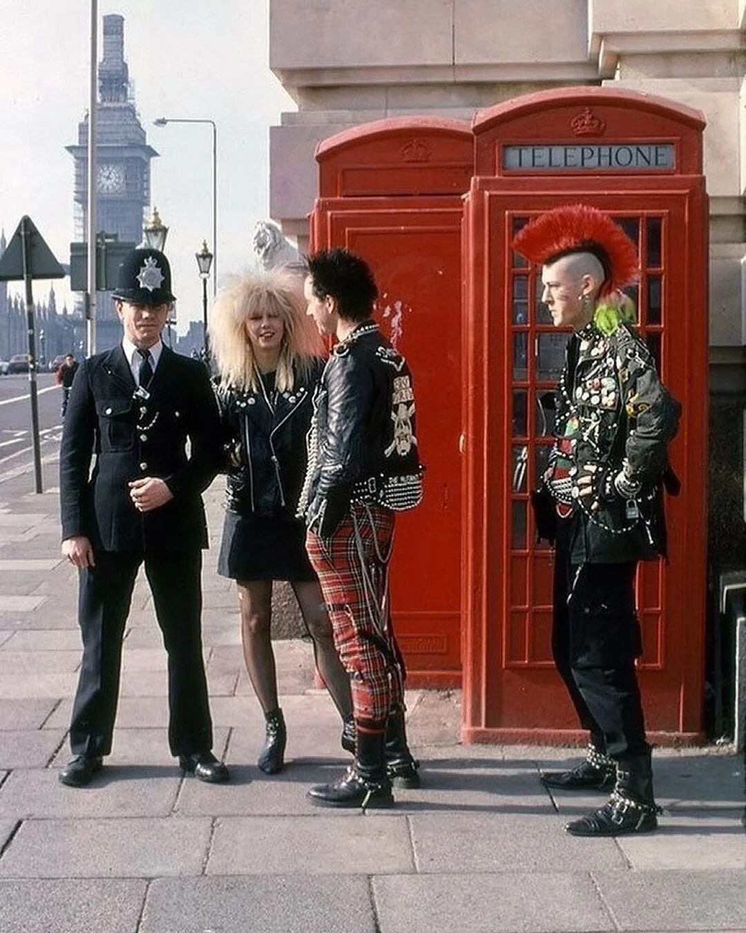 Англия 70 х. Панки в англии 70е. панки лондон 1980. панки англии 80-е. панки англия 1970-е.