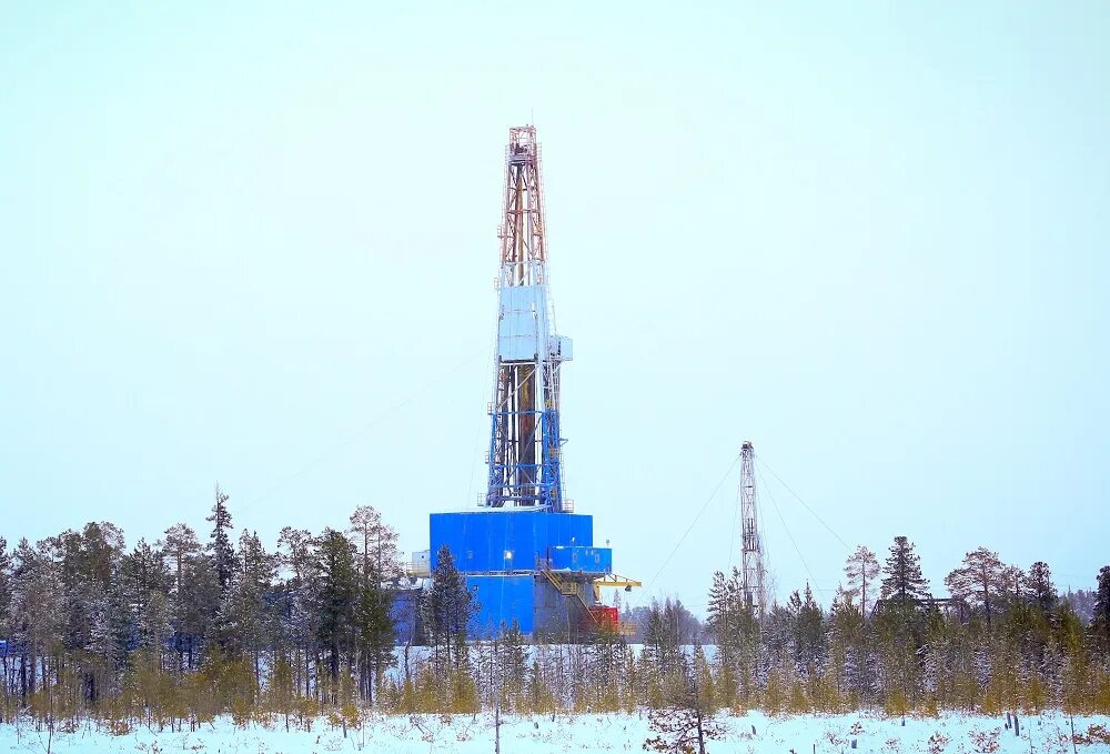 Тевлин месторождение когалым. Нефтяные скважины лукойл западная сибирь. Имилорское месторождение когалым. Когалым месторождения. Когалым месторождения.