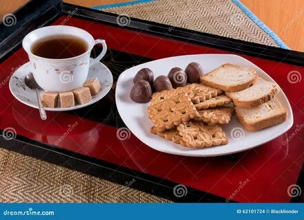 Поднос с печеньем