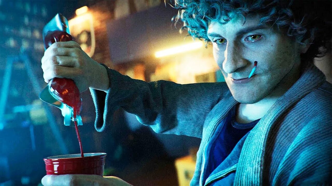 Бал маскарад геликон опера отзывы. Фильм бал-маскарад. Маскарад фильм 2019 с беллой торн. Вампир маскарад сван сонг. Костюмированная дискотека.