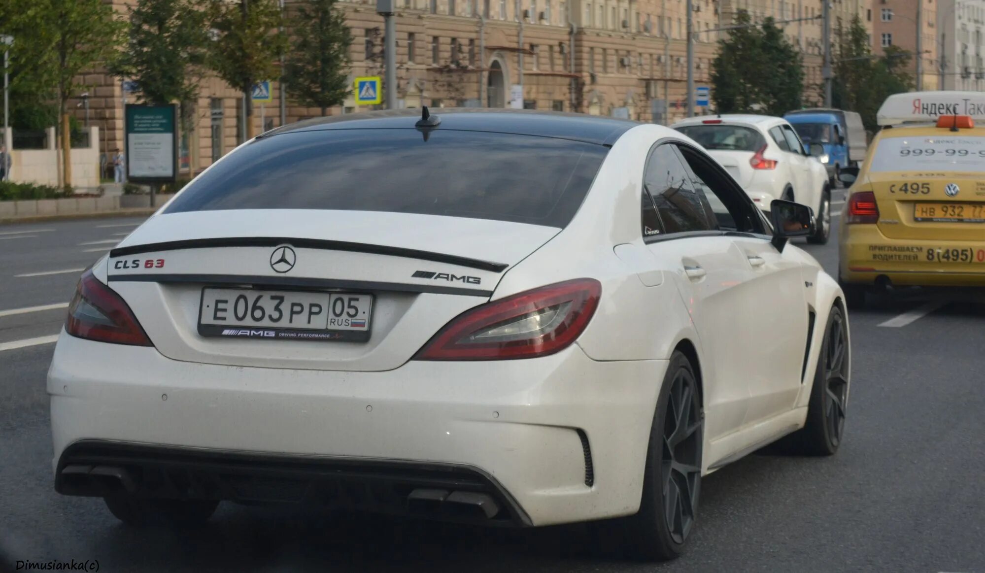 Мерседес CLS 05 регион. CLS 63 999 05. Мерседес CLS на 126 регионе. CLS е999вм. Купить номера на машину оренбург