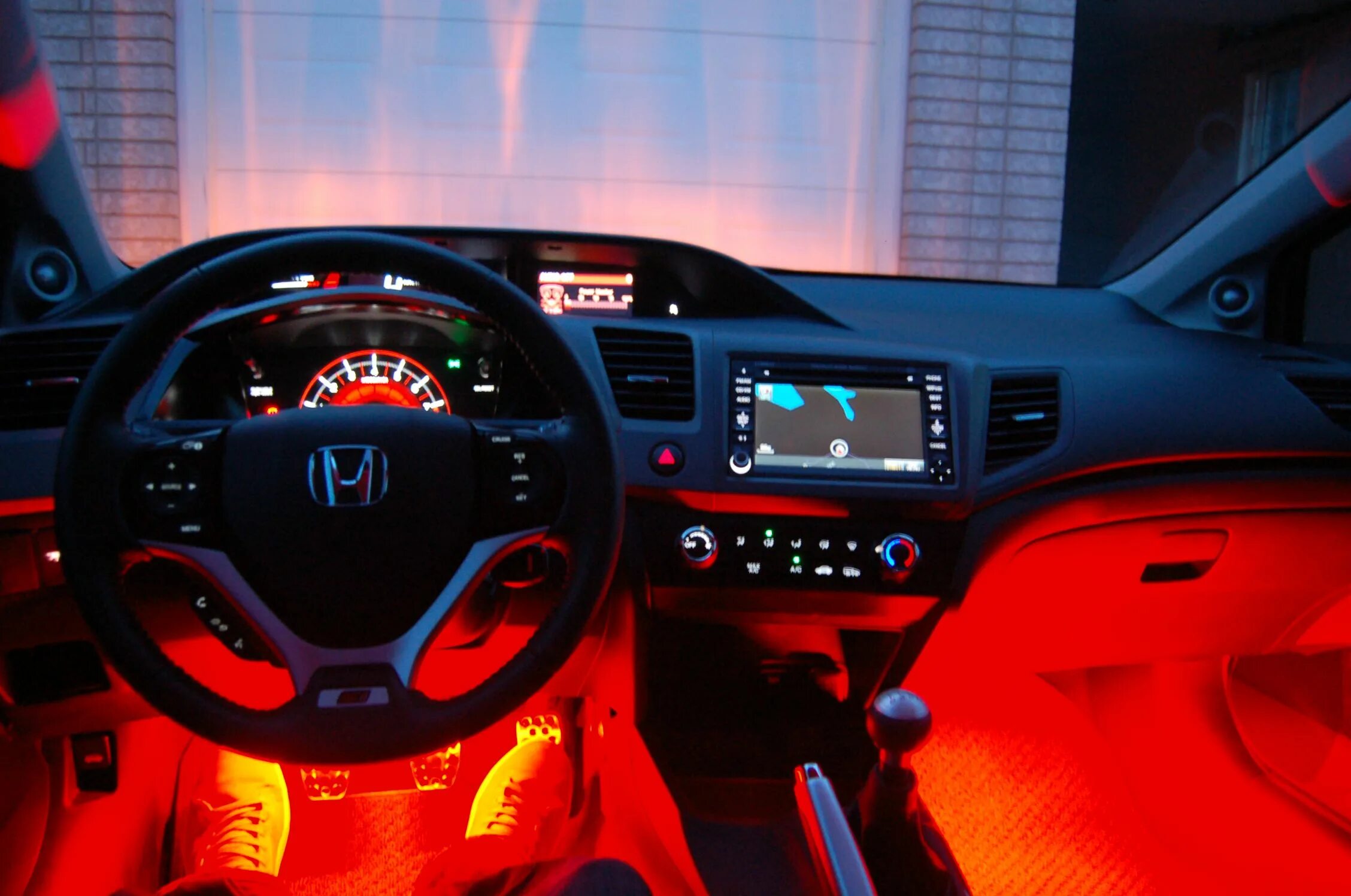 Honda Civic 4d подсветка салона. Хонда Цивик 5д салон ночью. Honda Civic 5d подсветка салона. Ambient Light Honda Accord 8. Свет honda civic