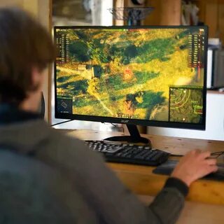 R monitor