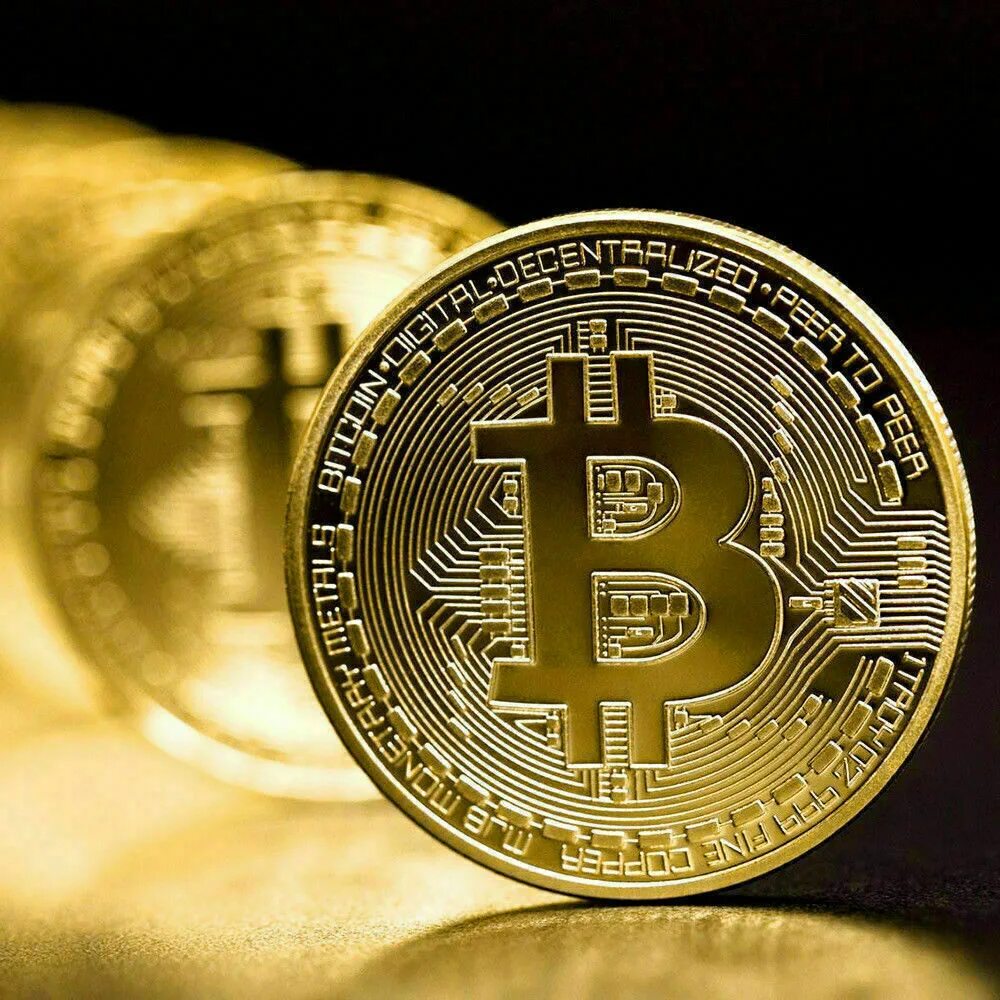 Как выглядит монета биткоина. Bitcoin монета. сувенирная монета биткоин (bitcoin), золото. монета сувенир биткойн (bitcoin). сувенирная монета bitcoin.