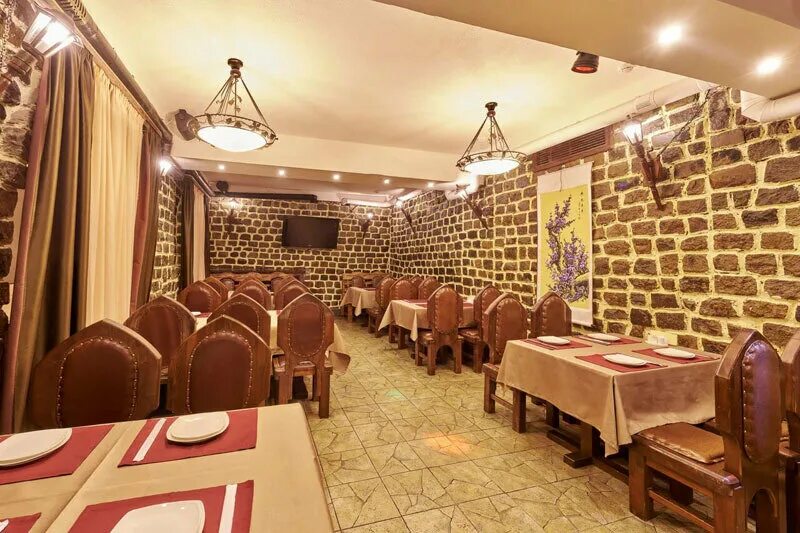 Джек энд чан ресторан спб. Бар в клубе. Джеки чан санкт-петербург кафе. Чан бар. Бару бару чан.