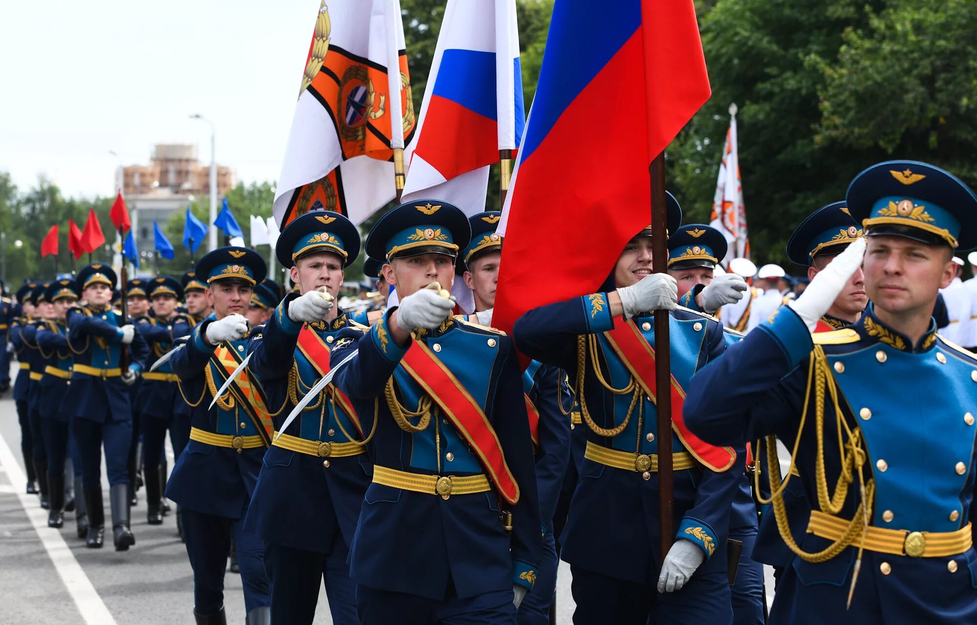 Военно воздушно космическая академия тверь. Военная Академия ПВО Тверь. Военная Академия ВКО им. Маршала Жукова в Твери. Тверская Военная Академия воздушно-космической обороны форма. Тверское военное училище космической обороны.