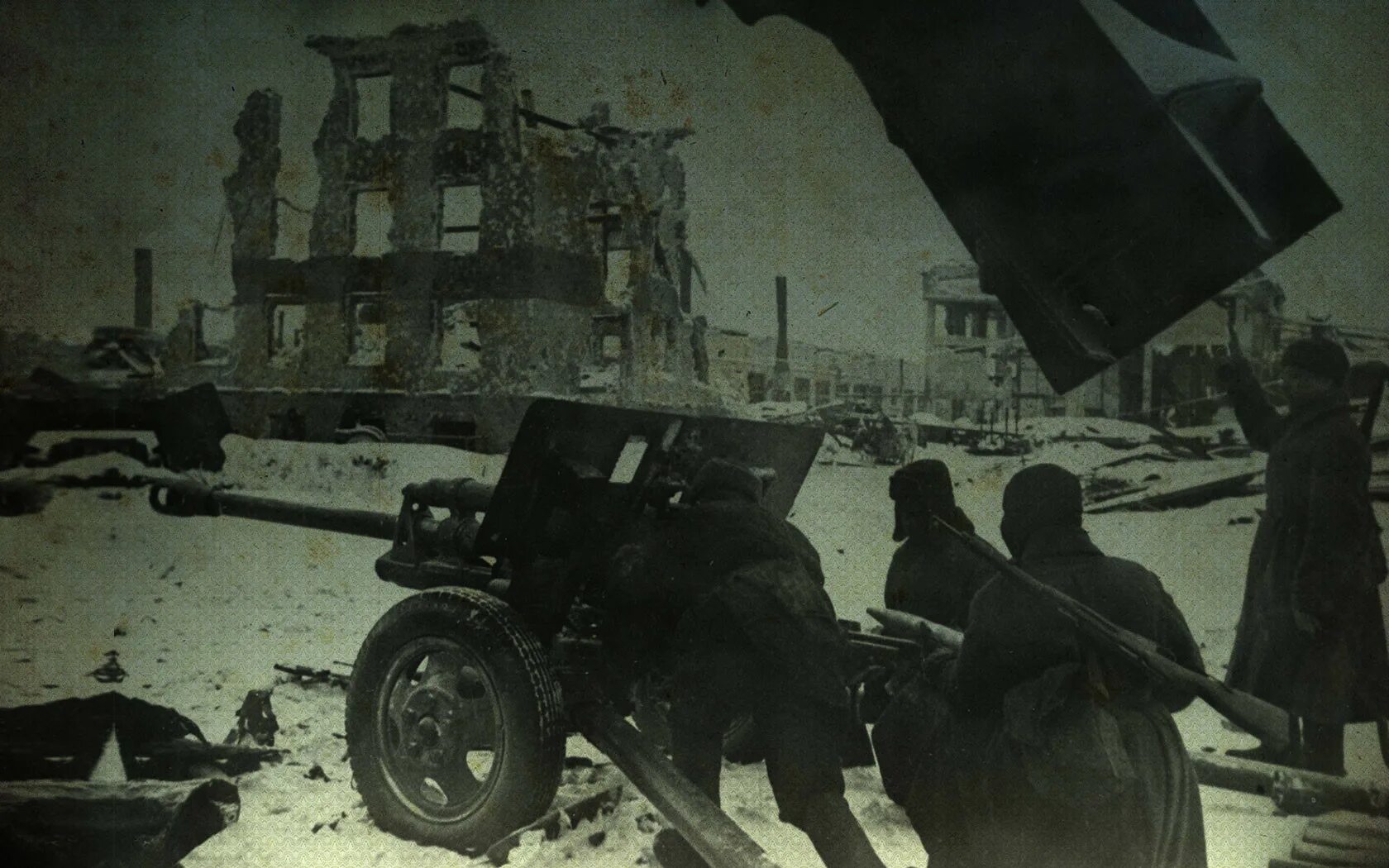 Бои в сталинграде в городе. Сталинград ноябрь 1942. Артиллеристы в Сталинграде 1942.