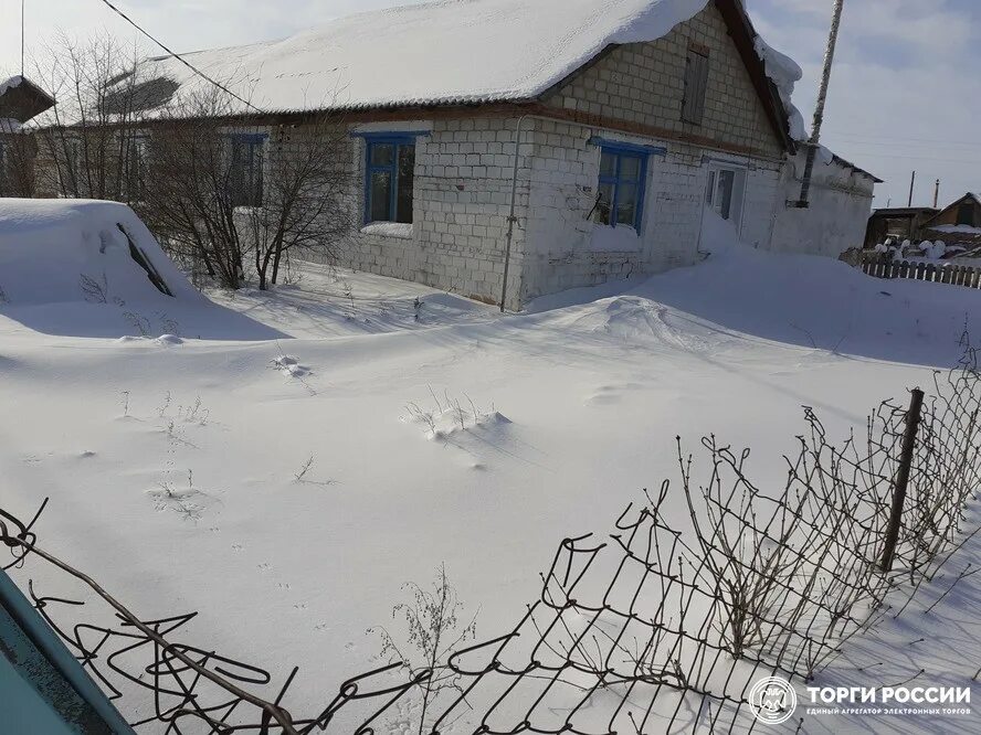 Поселок новосергиевка. Школа озёрный посёлок. Посёлок озёрный чао. Озерный в самаре. Оренбургская область поселок озерный.