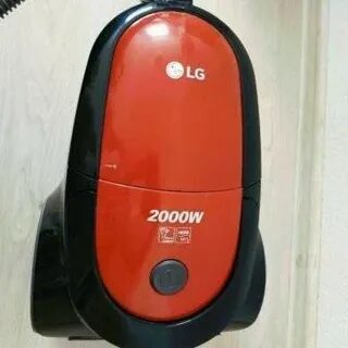Пылесос 2000w с контейнером