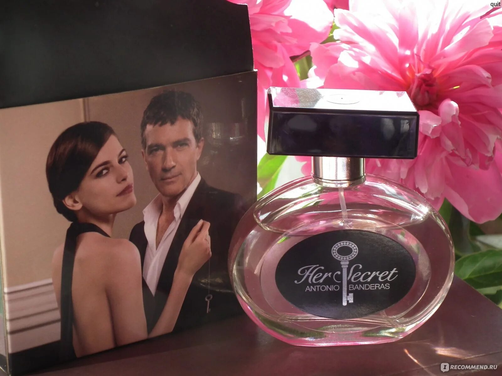 Antonio banderas her secret temptation. Her secret absolu. Her secret absolu. Антонио бандерас секрет женские. Антонио бандерас her secret temptation.