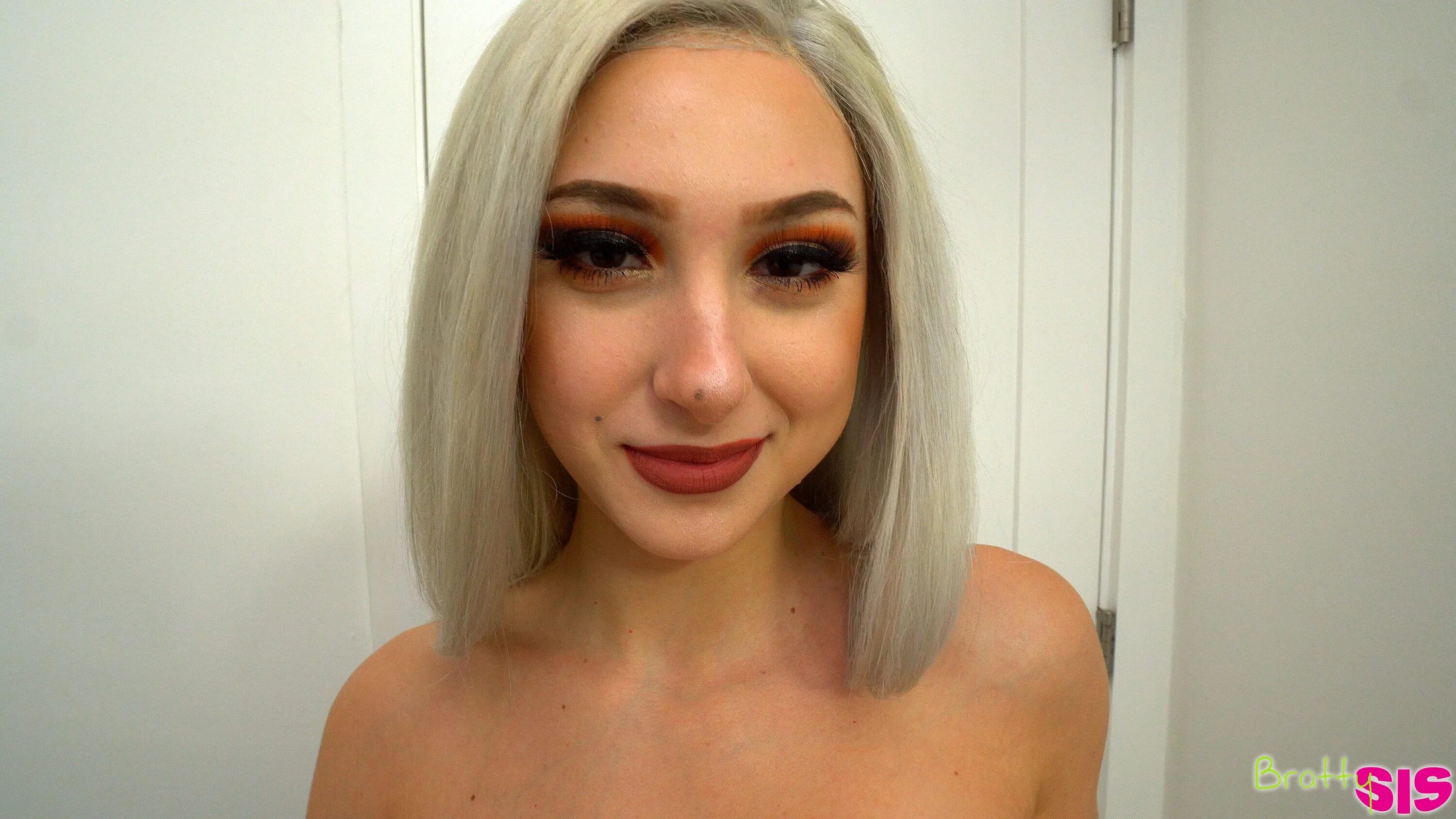 Skylar vox поправилась. Kaylar vox. skylar вокс. скайлар вокс 2025. skylar vox 365.