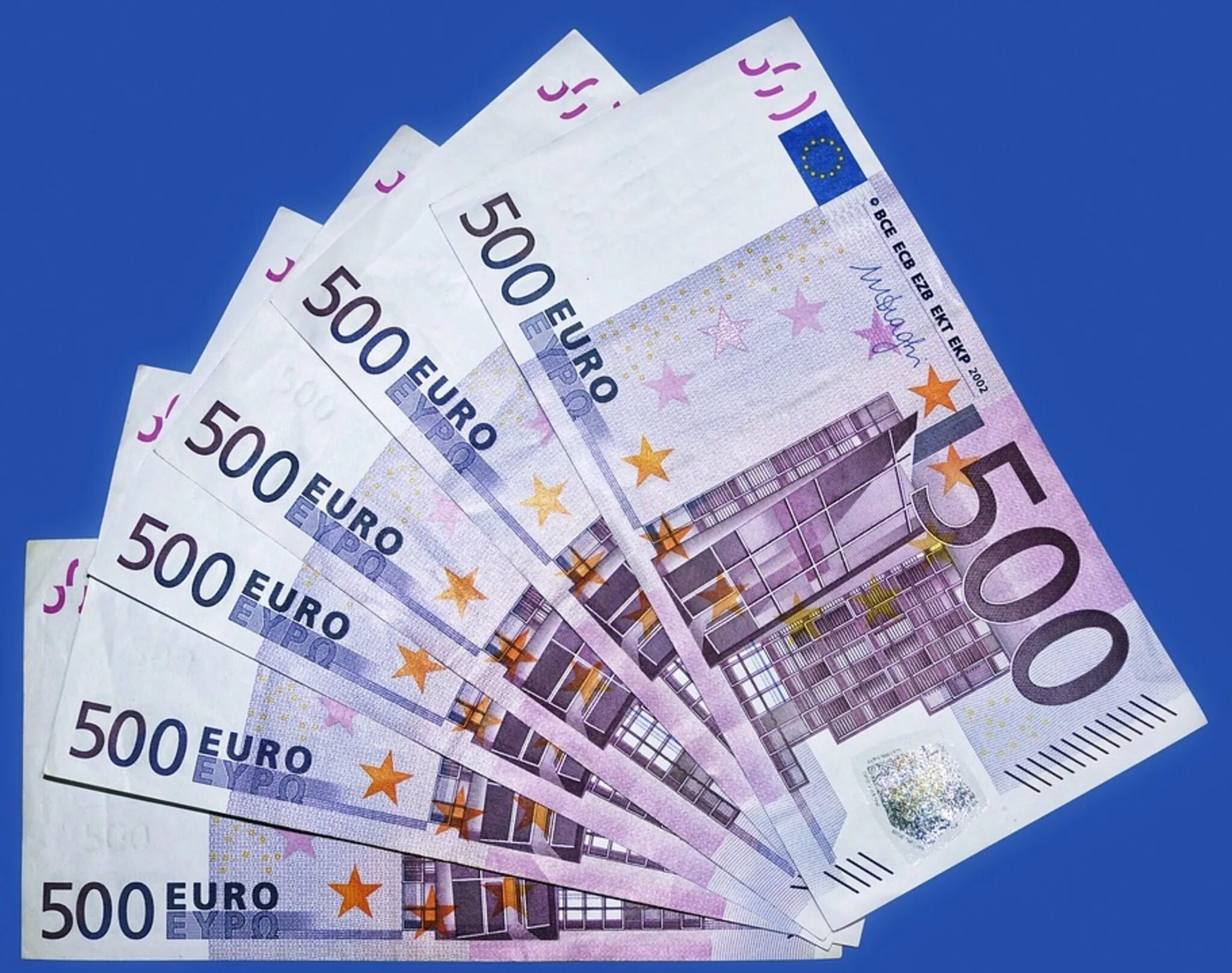 Сколько будет 600 евро. Сколько будет 600 евро. Сколько будет 600 евро. Деньги евро. 600 евро в рублях.