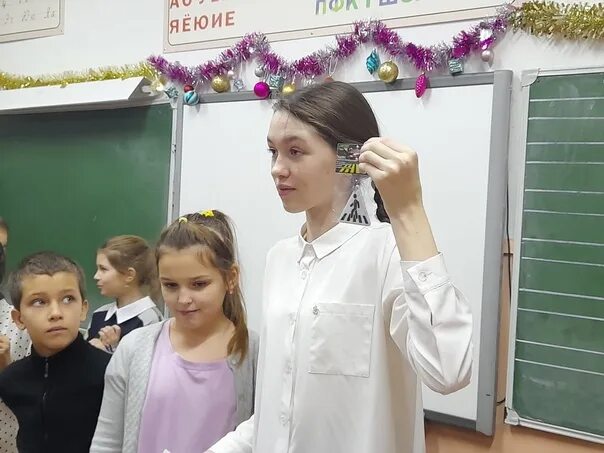 Школа на 12 часов. Школа 12 Новоалтайск учителя. Школа 15 Новоалтайск. Новая школа в Новоалтайске 15. Директор 15 школы Новоалтайск.