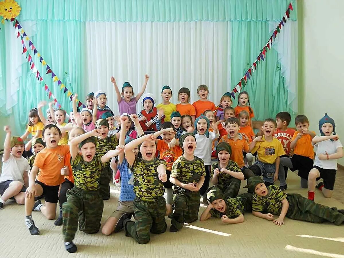 23 февраля 2024 в школе. Защитники отечества для детского сада. праздник 23 февраля в доу. праздник для детей 23 февраля в школе. развлечения в детском саду.