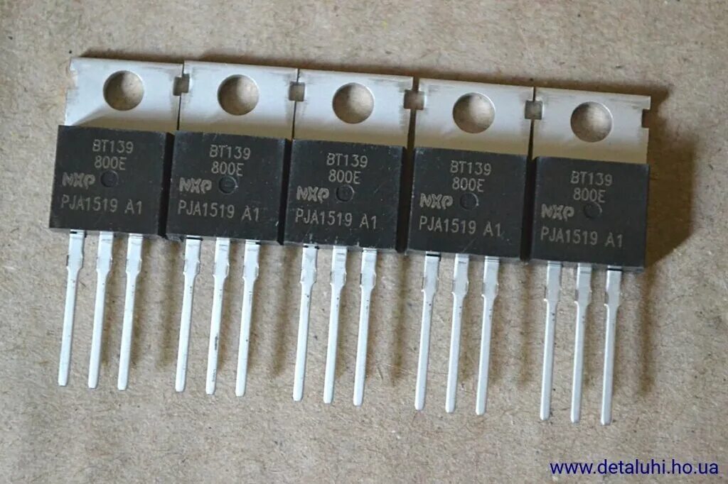 Симистор bt139. Bt139-800e. bt139-800e реле. bt139 800е. bt139-600.