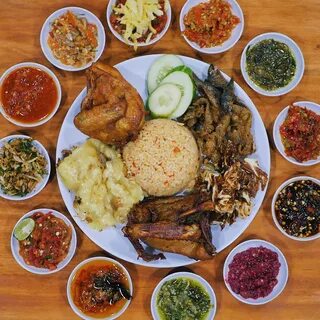 Lagi enak enak