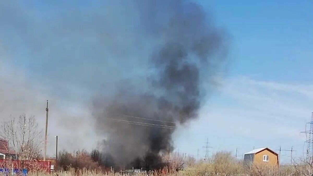 Пожар в Черновском Самарской области. Самара поселок Черновский. Пожары в Самарской области. Пожар в Нефтегорске Самарской области. Черновское водохранилище дачи