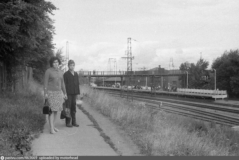 Станция Царицыно Москва. Станция Царицыно 1950. Царицыно 1960 год. Платформа Царицыно в 80-е годы. Старое царицыно