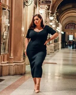 Curvy photos