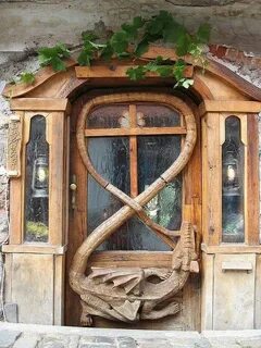 Необычное старинное