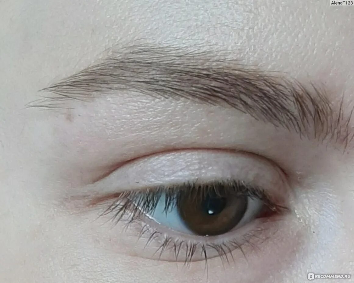 Maybelline карандаш для бровей Brow Ultra Slim.