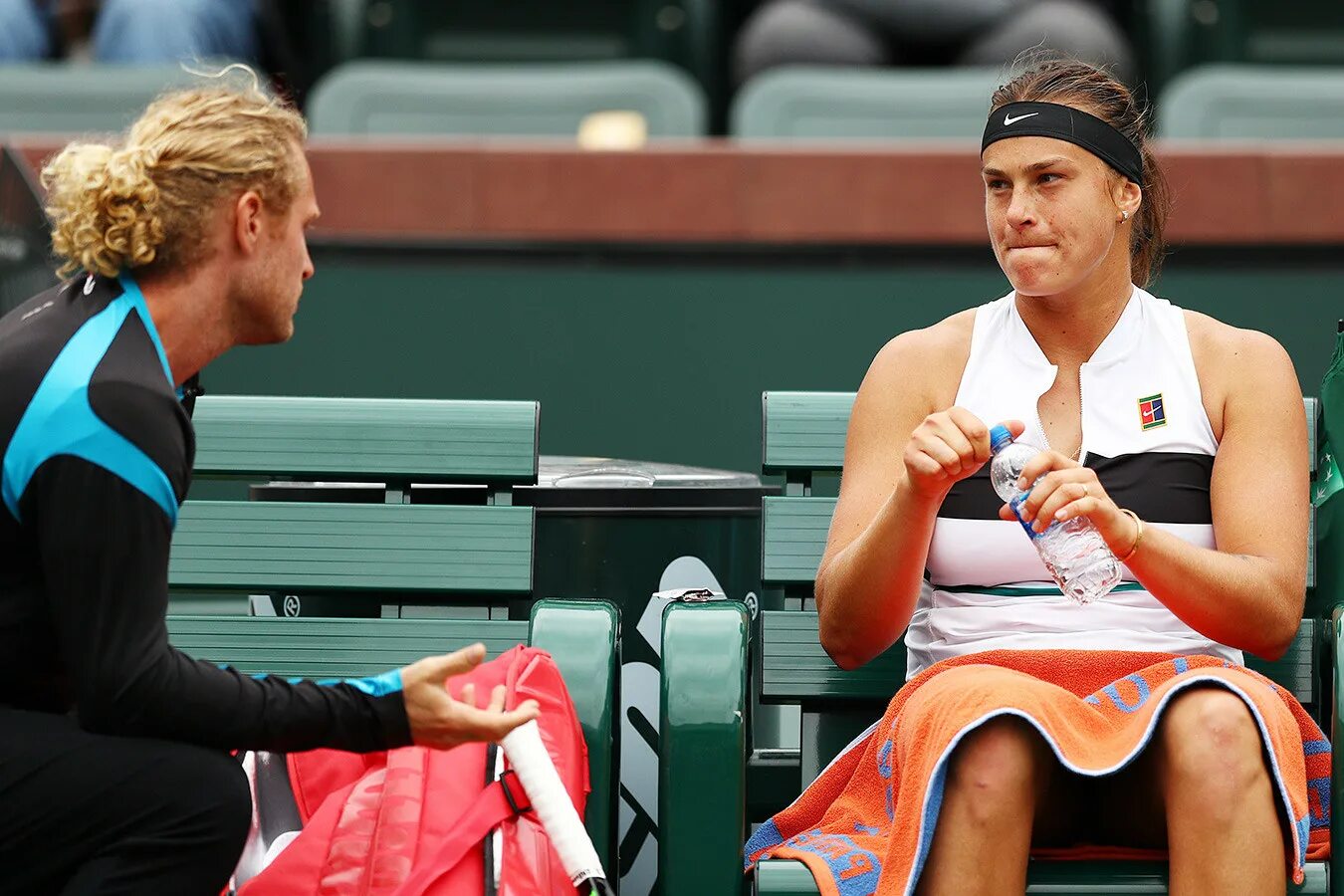 Тренер соболенко. Тренер арины соболенко. Тренер арины соболенко. Сабаленка теннис. Тренер арины соболенко.