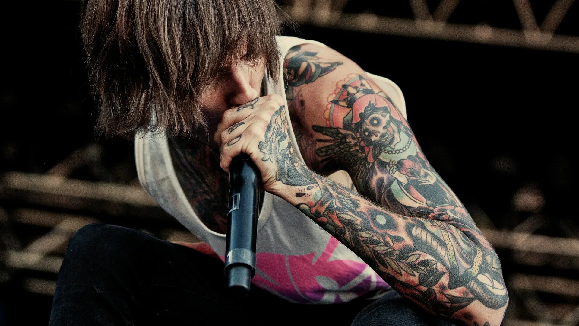 Оливер Сайкс. Вокалист bmth. Oli Sykes of bring me the Horizon. Bring me the Horizon вокалист. Bring mp3