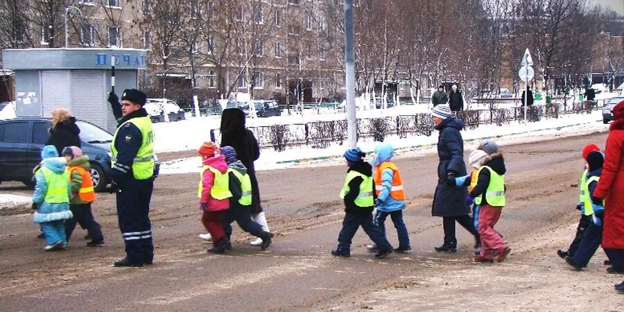 Весенние каникулы ГИБДД. Профилактическое мероприятие школьные каникулы. Школьники весенние каникулы. Внимание дети зима. Профилактическое мероприятие весенние каникулы