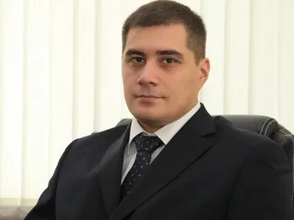 Курировать администрацию