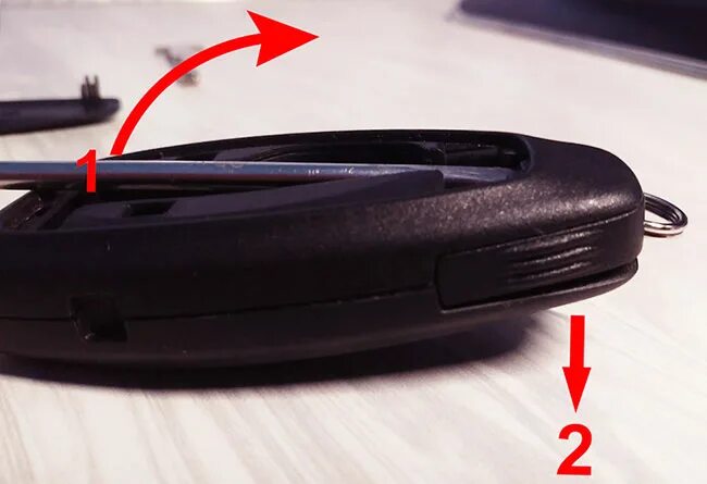 Как разобрать брелок фокус 2 Как поменять батарейку в ключе форд фокус 2 (Ford Focus 2): рестайлинг и дореста