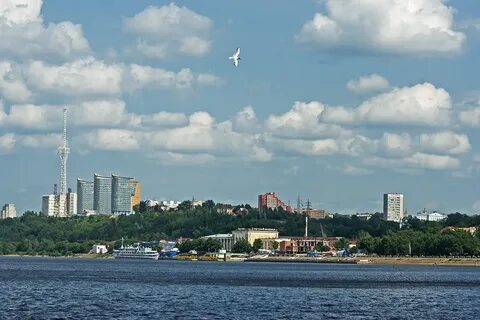 Город далее