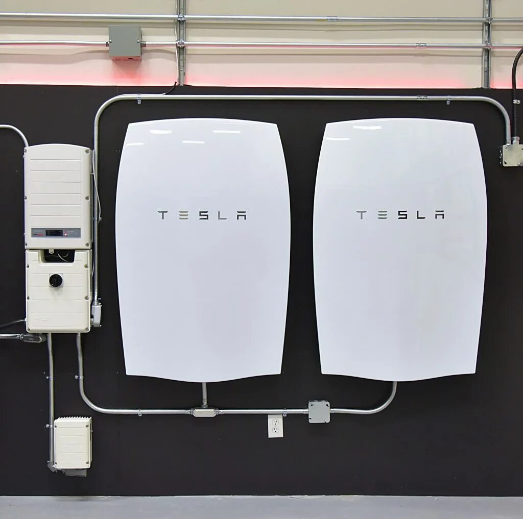 Home battery. Tesla Powerwall 2. Powerwall Batteries Tesla. Домашние аккумуляторы Tesla Powerwall. Tesla Power Wall.