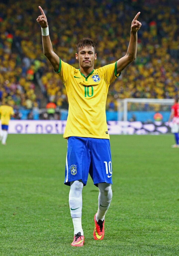 Каким номером играет неймар. Neymar футболист. футболист neymar jr. неймар бразилия. бразильский футболист неймар.