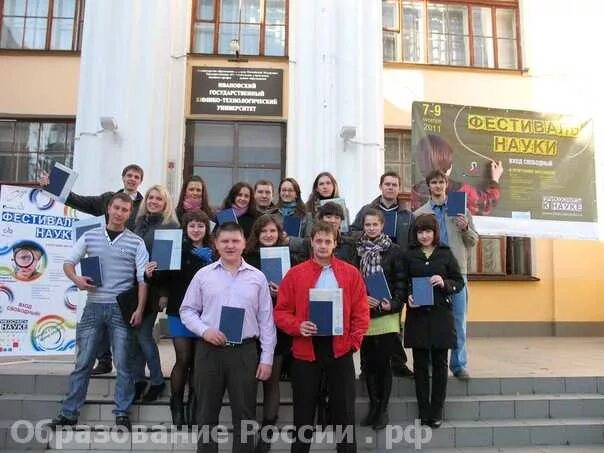 Колледж иностранных языков. Колледж языков. Колледж языков. Колледж русской христианской гуманитарной академии. Лингвистические колледжи в кыргызстане.