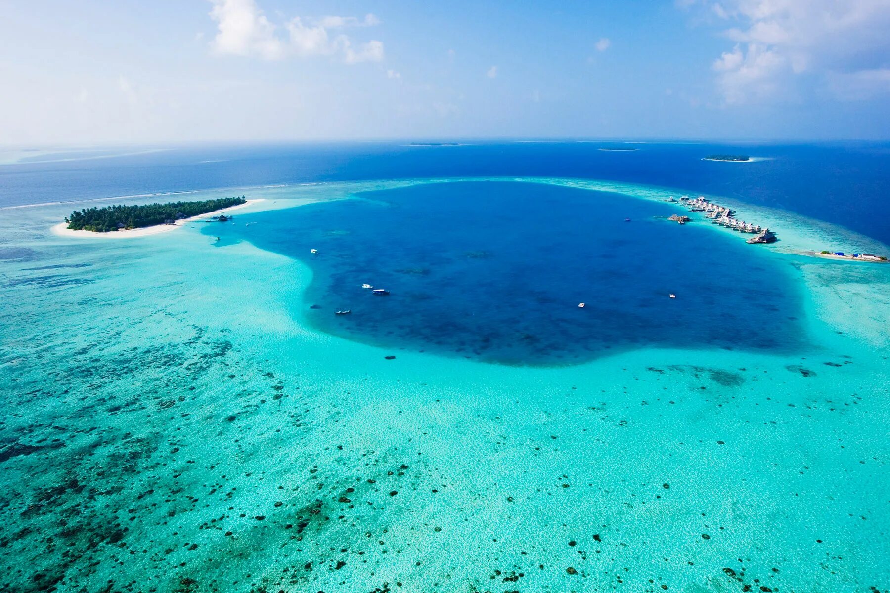 Коралловые Атоллы Мальдивы. Даалу Атолл Мальдивы. Индийский океан Атолл Мале. Велавару Мальдивы.