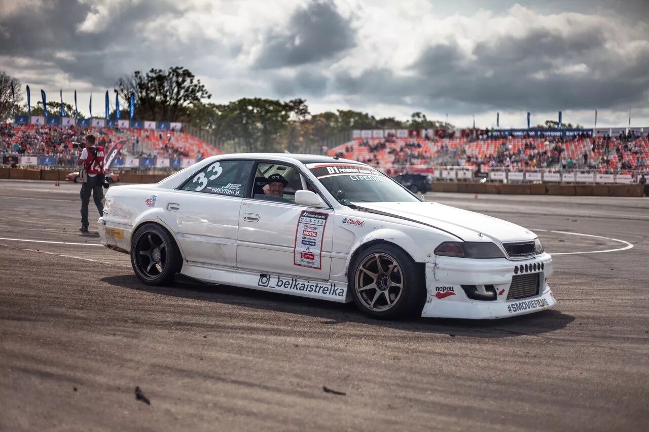 Drift white. Toyota Mark 2 Drift. Toyota Mark II jzx100 RDS.