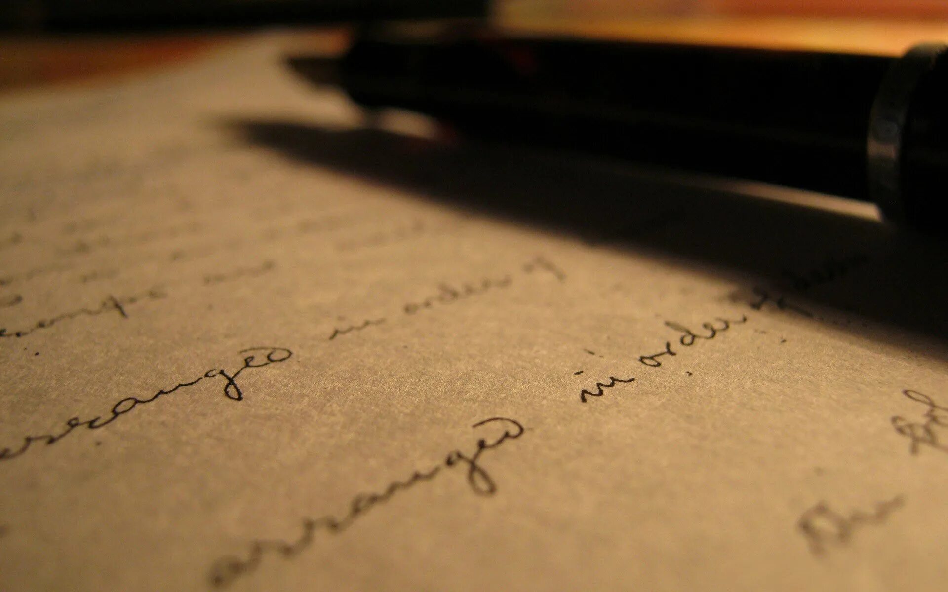 Надписи для квеста. Идеи для квеста. Желтая визитка. Фон для записки. Квесты с записками.