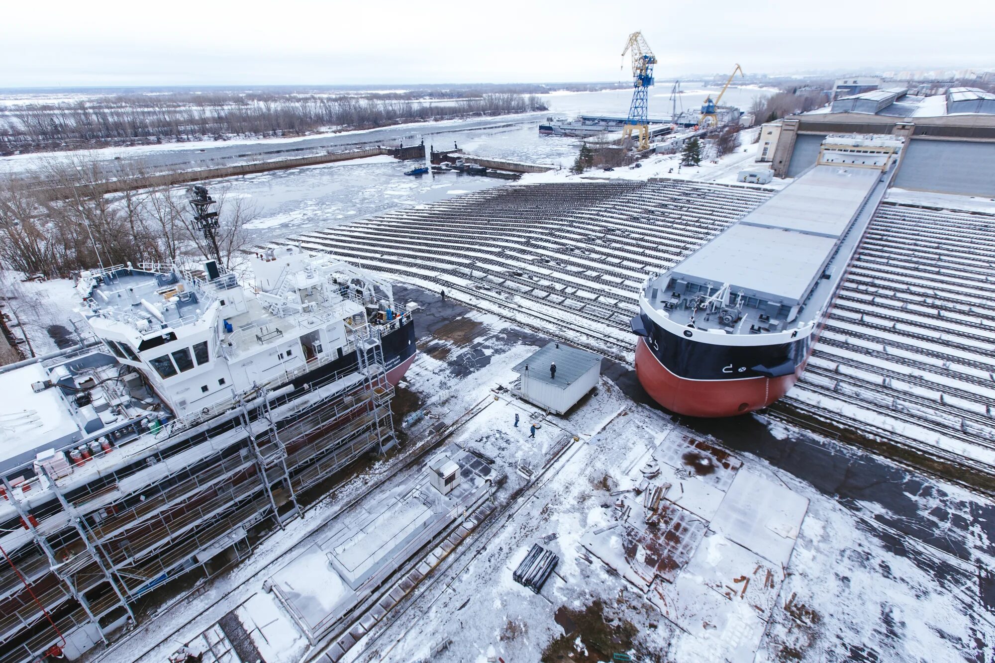 Заводы волго вятского экономического района. Дворец культуры красный сормова. Автозаводский район нижний новгород. Площадь горького нижний новгород дом связи. Город горький автозаводский район.