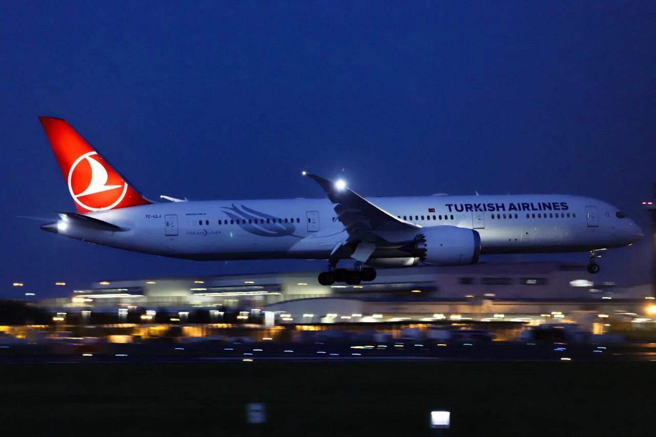 Самолёт Turkish Airlines 787. Туркиш Эйрлайнс tk3139. Туркиш Эйрлайнс tk3157. Туркиш Эйрлайнс Домодедово.