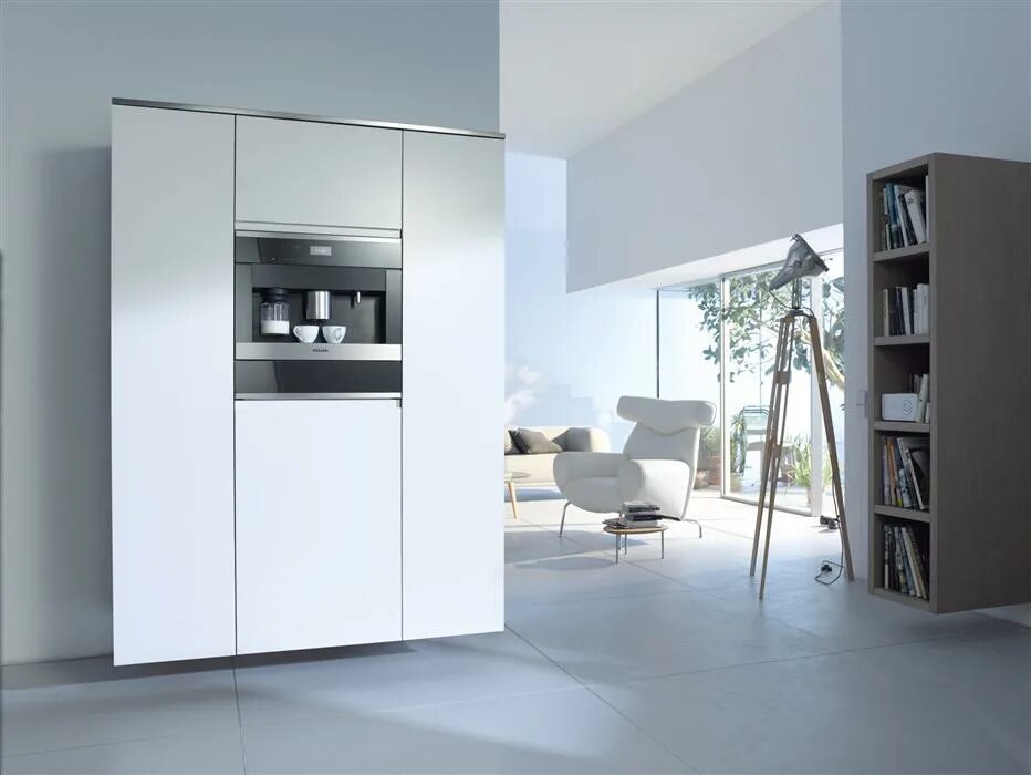 Винный холодильник miele kwt 6322 ug. Встроенный духовой шкаф на кухне. Бытовая техника в интерьере кухни. Встроенные отдельно стоящие. Miele«miele cva 6431.